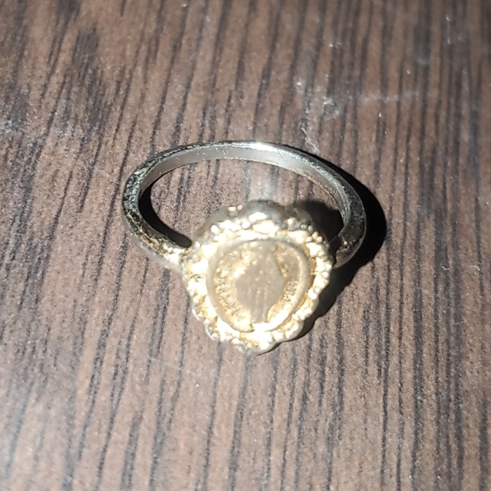 Worrystone Ring